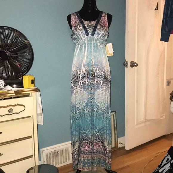 one world maxi dresses